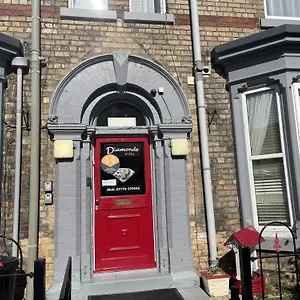 *** Bed & Breakfast Diamonds Near Hospital United Kingdom