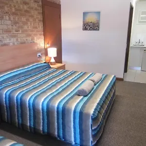 *** Motel Fitzroy Australia