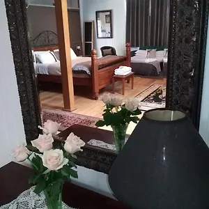  Guest house Millaa Millaa Hotel Australia